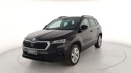 Usata 2024 Skoda Karoq Executive SUV | 22.300 € (Buon prezzo)