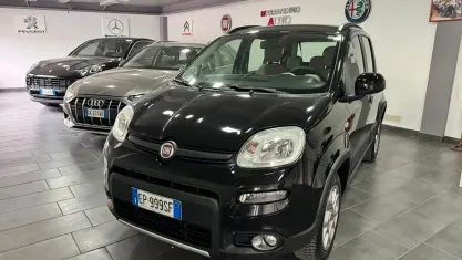 Usata Fiat Panda 4x4 S 75 CV (55 kW) 2013 Nero Utilitaria