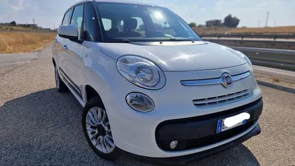 Bianco Usata 2014 Fiat 500L Lounge Monovolume | 6990 € (Buon prezzo)