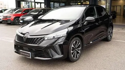 Usata Renault Clio V Techno 91 CV (66 kW) 2025 Nero Utilitaria