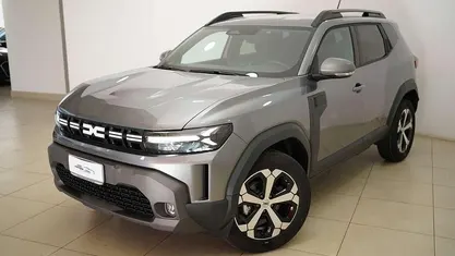 Verde Nuova 2025 Dacia Duster Journey SUV | 23.350 € (Buon prezzo)