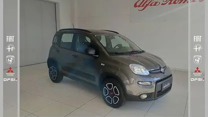 Grigio scuro Usata 2021 Fiat Panda City Life Due volumi | 10.890 € (Cara)