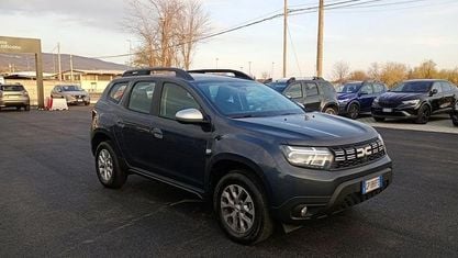 Begagnad Dacia Duster Expression 116 HK (85 kW) 2023 Grå SUV