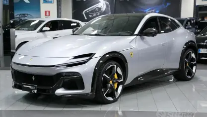 Usata Ferrari Purosangue 725 CV (533 kW) 2024 Grigio nürburgring SUV