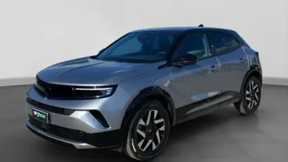 Usata Opel Mokka 131 CV (96 kW) 2025 Argento SUV