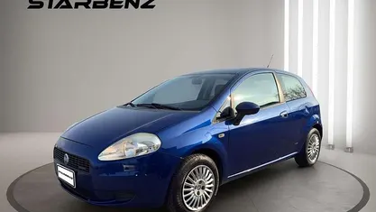 Usata Fiat Punto Lounge 90 CV (66 kW) 2006 Blu/azzurro Utilitaria
