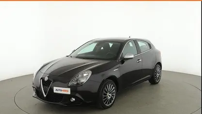 Second-hand Alfa Romeo Giulietta Super 120 CP (88 kW) 2016 Negru Hatchback