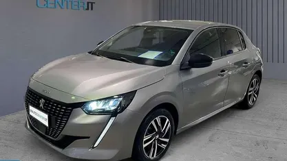 Grigio Usata 2022 Peugeot 208 Active Utilitaria | 15.900 € (Buon prezzo)