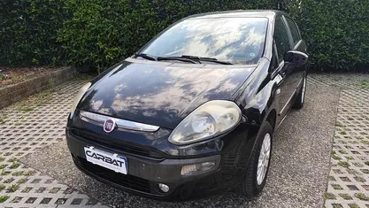Nero Usata 2010 Fiat Punto Evo Active Due volumi | 2500 € (Buon prezzo)
