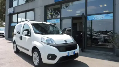 Usata Fiat Qubo Lounge 70 CV (51 kW) 2018 Bianco Monovolume