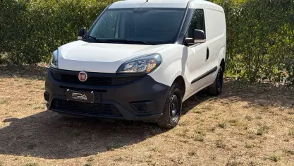 Usata Fiat Doblò Business 95 CV (69 kW) 2021 Bianco Monovolume