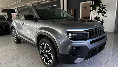 Usata Jeep Avenger Summit 101 CV (74 kW) 2024 Nero metallizzato SUV