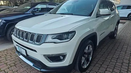 Bianco Usata 2019 Jeep Compass Limited SUV | 20.300 € (Buon prezzo)
