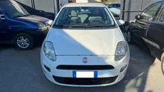 Bianco Usata 2012 Fiat Punto Lounge Due volumi | 3900 € (Buon prezzo)