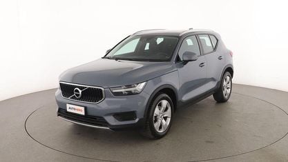 Usata Volvo XC40 Momentum 163 CV (119 kW) 2021 Grigio SUV