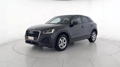Usata Audi Q2 Business 110 CV (80 kW) 2023 Grigio manhattan metallizzato SUV