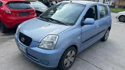 Usata Kia Picanto Urban 61 CV (44 kW) 2007 Blu Utilitaria
