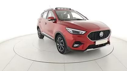 Usado MG ZS Luxury 111 CV (81 kW) 2023 Rojo SUV