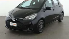 Nero Usata 2016 Toyota Yaris Active Due volumi | 9699 € (Buon prezzo)