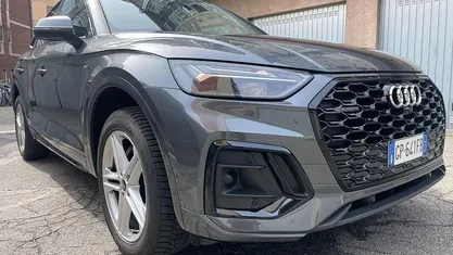 Usata Audi Q5 Sportback S-Line 204 CV (150 kW) 2023 Grigio daytona SUV