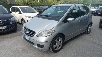 Usata Mercedes A170 Avantgarde 116 CV (85 kW) 2006 Argento Berlina