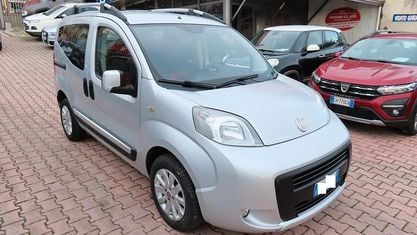 Usata Fiat Qubo Trekking 95 CV (69 kW) 2012 Grigio Monovolume