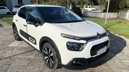 Bianco Usata 2024 Citroën C3 PureTech Due volumi | 15.500 € (Buon prezzo)