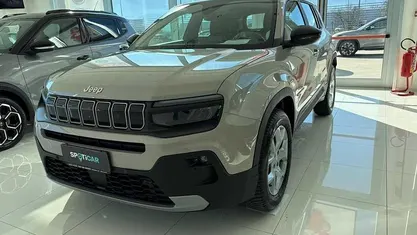Usata Jeep Avenger Altitude 101 CV (74 kW) 2025 SUV