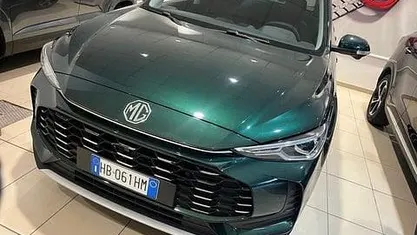 Verde Nuova 2025 MG ZS Comfort SUV | 18.190 € (Buon prezzo)