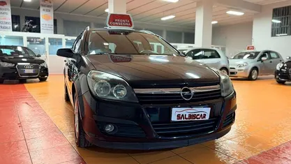 Usata Opel Astra Club 101 CV (74 kW) 2006 Nero Station wagon