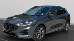 Magnetic grey Usata 2024 Ford Kuga ST-Line SUV | 26.900 € (Buon prezzo)