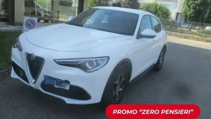 Usata Alfa Romeo Stelvio Business 201 CV (147 kW) 2022 Bianco SUV