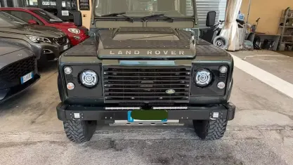 Usata Land Rover Defender 122 CV (89 kW) 2008 Verde SUV