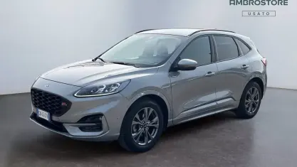 Usata Ford Kuga ST-Line X 190 CV (139 kW) 2023 Solar silver SUV