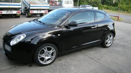 Usata Alfa Romeo MiTo Distinctive 120 CV (88 kW) 2009 Nero Utilitaria