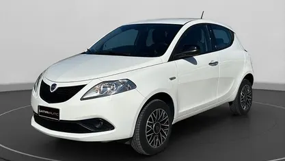 Bianco Usata 2020 Lancia Ypsilon Silver Due volumi | 11.500 € (Cara)