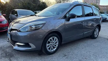 Usata Renault Scénic III LIMITED 110 CV (80 kW) 2015 Monovolume