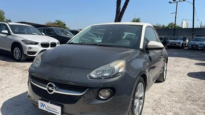 Usata Opel Adam 87 CV (63 kW) 2013 Utilitaria