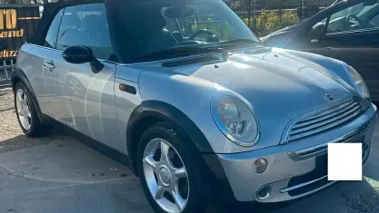 Usata Mini One Cabriolet 90 CV (66 kW) 2005 Argento Cabrio