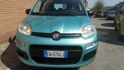 Usata Fiat Panda Easy 86 CV (63 kW) 2014 Azzurro Utilitaria