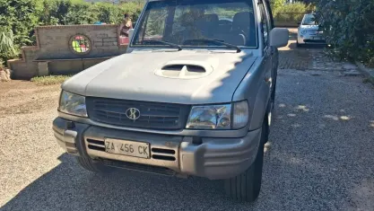 Usata Hyundai Galloper Comfort 100 CV (73 kW) 1998 Argento SUV