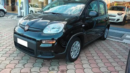 Usata Fiat Panda S 70 CV (51 kW) 2024 Nero Utilitaria