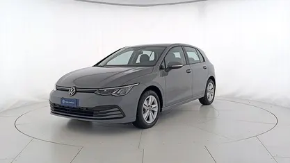 Usata VW Golf VIII Life 116 CV (85 kW) 2023 Gray Berlina