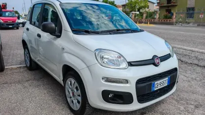 Usata Fiat Panda Easy 84 CV (61 kW) 2020 Bianco Utilitaria