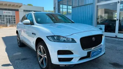 Usata Jaguar F-Pace 180 CV (132 kW) 2018 Bianco SUV