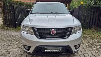 Argento Usata 2014 Fiat Freemont Black Code SUV | 8999 € (Buon prezzo)