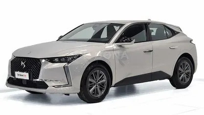 Usata DS Automobiles DS4 Bastille 131 CV (96 kW) 2023 Avorio SUV