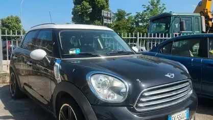 Usata Mini Cooper D Countryman 111 CV (81 kW) 2011 Nero SUV