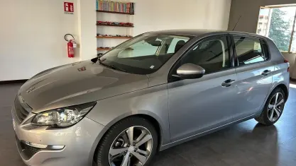Usata Peugeot 308 Allure 99 CV (72 kW) 2015 Grigio Berlina