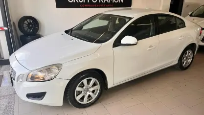 Usata Volvo S60 Business Edition 136 CV (100 kW) 2013 Bianco Berlina